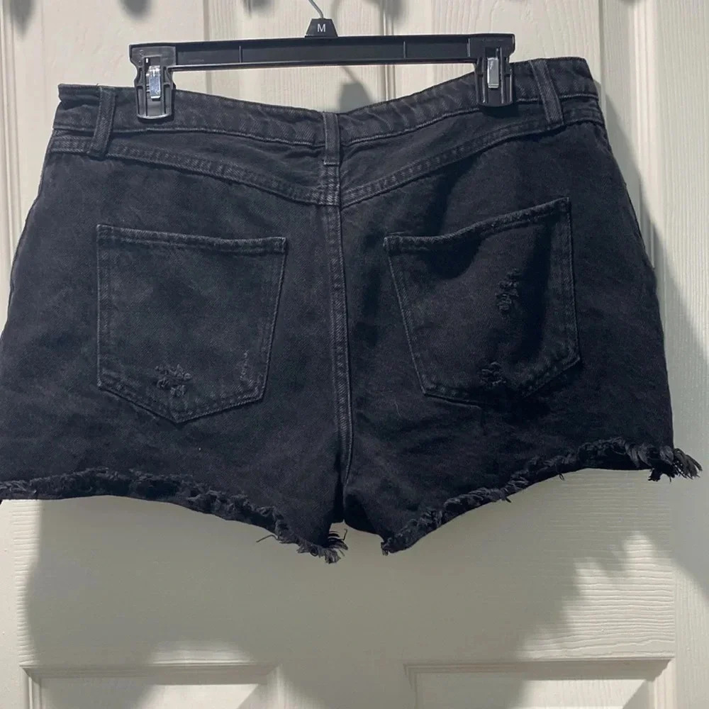 House of Harlow Black Denim Hidden Button Fly High Rise Cut Off Jean Shorts 30